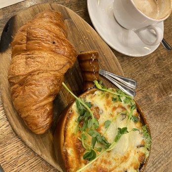 Queens Breakfast Cocktails - Escargot with croissant - Cocktail Bars Near Me - Calgary, Alberta Queens Breakfast Cocktails - Escargot with croissant - Cocktail Bars Near Me - Calgary, Alberta