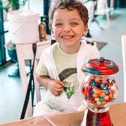 Pinspiration Pooler - Candy dispenser