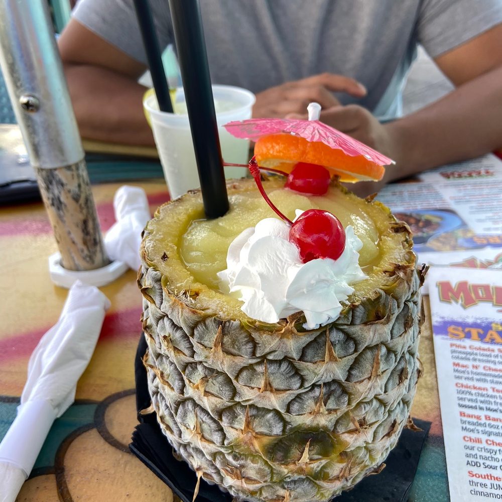 Moe Moons - Frozen pineapple drink - New American Near Me - Myrtle Beach, South Carolina