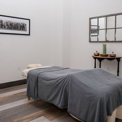 Juniper Yoga + Fitness - Therapeutic Massage (Swedish, Shiatsu, Lymphatic)