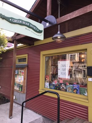 Green Bean Books by null