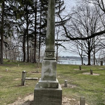 Fort Niagara State Park - Memorial to many young soldiers - Parks Near Me - Youngstown, New York