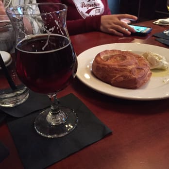 Some Random Bar - Pull apart garlic bread and $1 spire & dry cider! (Won the flip coin toss) - New American Near Me - Seattle, Washington Some Random Bar - Pull apart garlic bread and $1 spire & dry cider! (Won the flip coin toss) - New American Near Me - Seattle, Washington