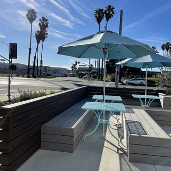 Dean: A Coffee Shop - Coffee & Tea Near Me - Goleta, California