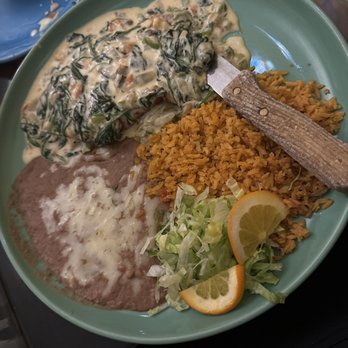Plaza Azteca - chicken in a spinach cream sauce - Mexican Near Me - Atlantic, Iowa Plaza Azteca - chicken in a spinach cream sauce - Mexican Near Me - Atlantic, Iowa