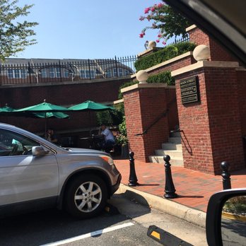 Starbucks - Coffee & Tea Near Me - Fairfax, Virginia Starbucks - Coffee & Tea Near Me - Fairfax, Virginia