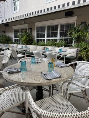 Frannie & The Fox by null