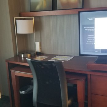 Courtyard by Marriott Hamilton - Hotels Near Me - Hamilton, Ohio