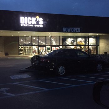 DICK'S Sporting Goods - Sports Wear Near Me - Sunnyvale, California