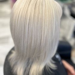 RE Hair & Co.