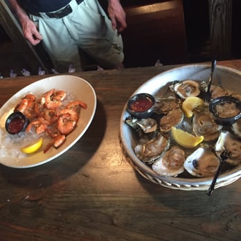 White Tarpon - Peel and eat shrimp and $1 oysters - Cocktail Bars Near Me - Key West, Florida