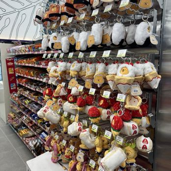 CU Hawaii - Downtown - Convenience Stores Near Me - Honolulu, Hawaii