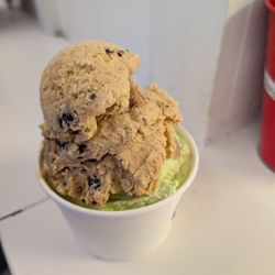 Handel's Homemade Ice Cream - Graham cracker and key lime pie