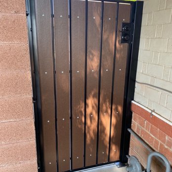 The Gate Man - Gate going to the back yard - Fences & Gates Near Me The Gate Man - Gate going to the back yard - Fences & Gates Near Me