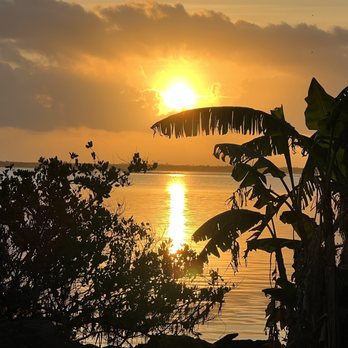 Riverview Park - Sunrise on the Indian River Lagoon - Parks Near Me Riverview Park - Sunrise on the Indian River Lagoon - Parks Near Me