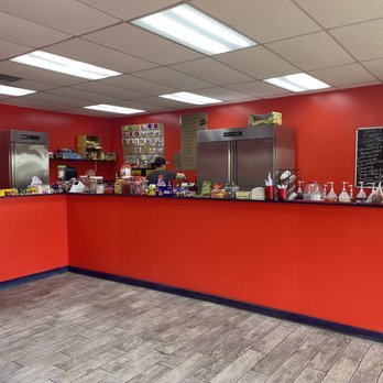 Sugar Daddy Snack Attack - Lots of space in here. - Desserts Near Me - San Antonio, Texas