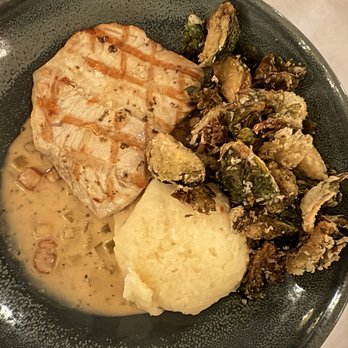 Hank's Seafood Restaurant - Seafood Near Me - Charleston, South Carolina Hank's Seafood Restaurant - Seafood Near Me - Charleston, South Carolina