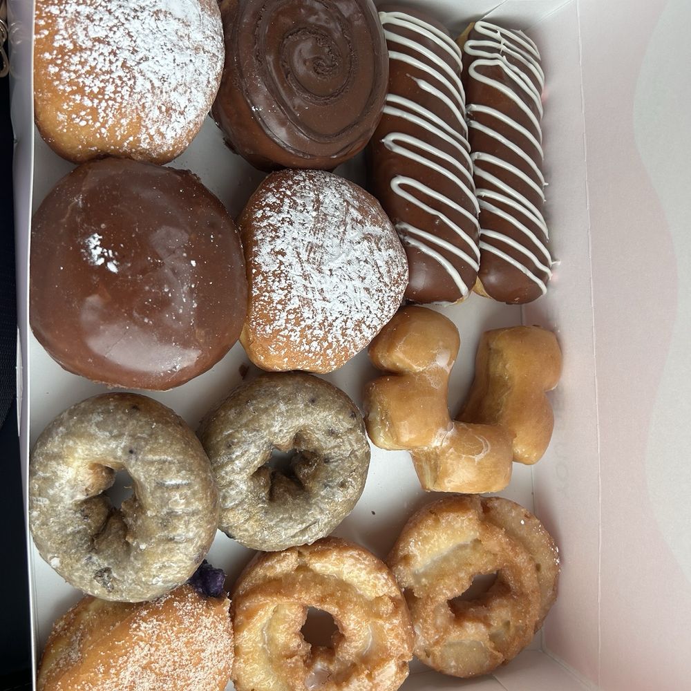 Bulverde Donuts - Mixed dozen - Donuts Near Me - Spring Branch, Texas Bulverde Donuts - Mixed dozen - Donuts Near Me - Spring Branch, Texas