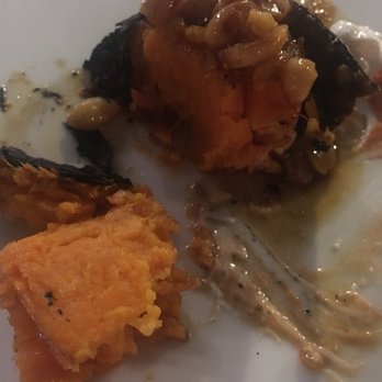 Néctar - Charred sweet potato, peanut sauce, yogurt - International Near Me - Mérida, YUC Néctar - Charred sweet potato, peanut sauce, yogurt - International Near Me - Mérida, YUC