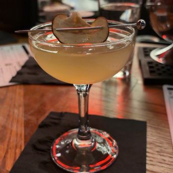 Dram And Draught - Bars Near Me - Winston-Salem, North Carolina