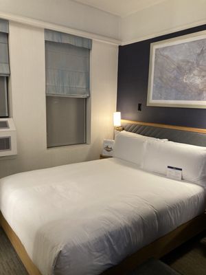 Club Quarters Hotel Times Square, New York by null