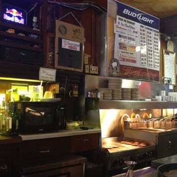 The Plaza Tavern & Grill - Pubs Near Me - Madison, Wisconsin The Plaza Tavern & Grill - Pubs Near Me - Madison, Wisconsin