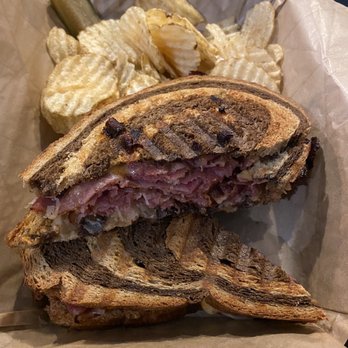 Honolulu Beerworks - South Street Pastrami Reuben - Brewpubs Near Me - Honolulu, Hawaii Honolulu Beerworks - South Street Pastrami Reuben - Brewpubs Near Me - Honolulu, Hawaii