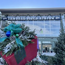 Lambeau Leap Statue