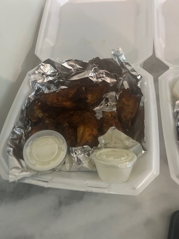 PYRO’S BURGER & WINGS 1001 Savoy Rd, Youngsville, Louisiana Burgers