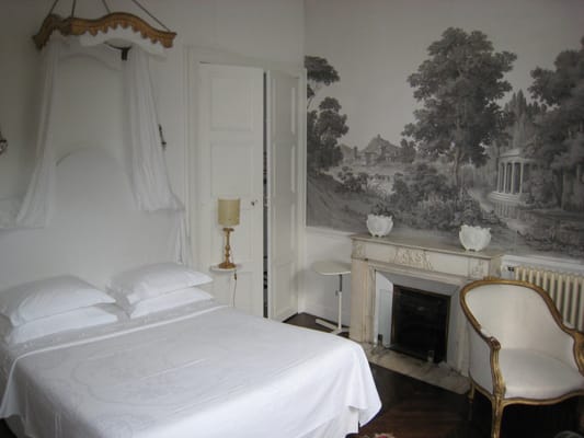 L'Hôtel Particulier Arles: 5-star Hotel & Restaurant by null