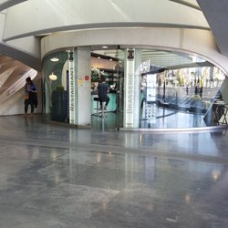 Grand Café de la Gare - Entry from Station to Grand Café de la Gare