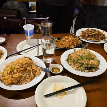 Jin 28 - Asian Fusion Near Me - Highwood, Illinois Jin 28 - Asian Fusion Near Me - Highwood, Illinois