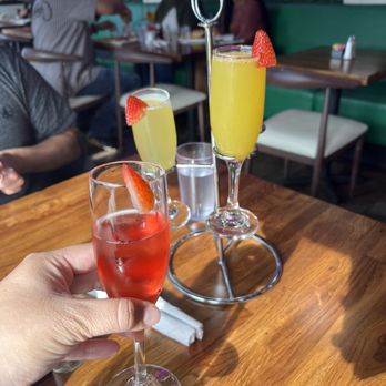 Madres Brunch - Breakfast & Brunch Near Me - Bellflower, California Madres Brunch - Breakfast & Brunch Near Me - Bellflower, California