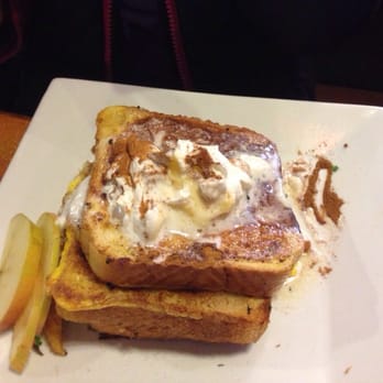 Brookline Lunch - Awesome French toast - Diners Near Me - Cambridge, Massachusetts