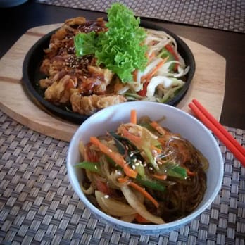 Koreana - Tak Ti Gim czyli chrupiący kurczak w sosie Teriyaki był  smaczny, ale czy wart 30 zł? Hmm... - Korean Near Me - Warsaw, MZ