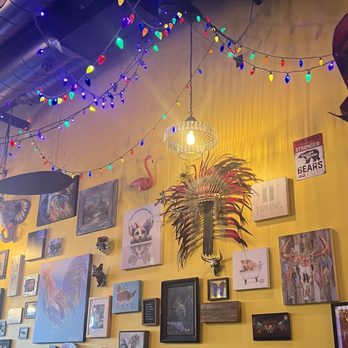 Violet Rooster - Inside - Breakfast & Brunch Near Me - Chino Hills, California Violet Rooster - Inside - Breakfast & Brunch Near Me - Chino Hills, California
