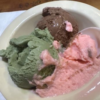 Shinju Japanese Buffet - All you can eat ice cream?! Someone STOP ME! - Japanese Near Me - Miami, Florida
