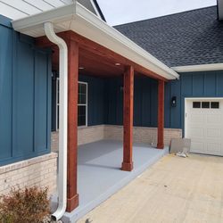 Bradley's Custom Gutters - Tallahassee Gutter 6"K Style seamless gutter system and 3"x4"downspouts. Gutter installation Tallahassee Florida