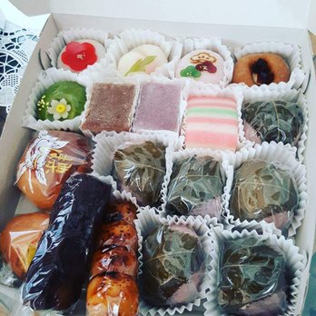 Chikara Mochi - Mochi mochi and mochi. The box isn't big enough. - Bakeries Near Me - Gardena, California