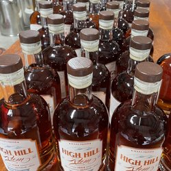 High Hill Distillery - 1884 Barrel Aged Delicious Rum