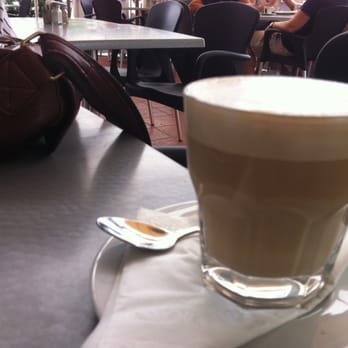 Thynne Road Deli & Cafe - Latte - Coffee & Tea Near Me - Morningside, QLD