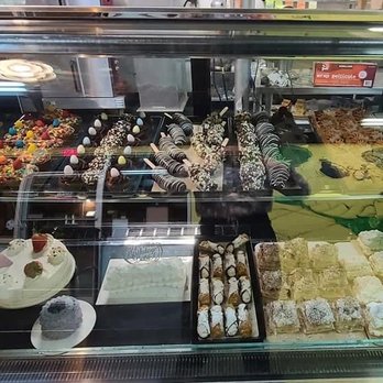 Hazeables - a variety of desserts in a display case - Bakeries Near Me - Indianapolis, Indiana
