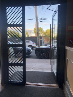 Flour and Oak by null