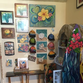 Sandy Bottom Boutique - Gift Shops Near Me - Dunedin, Florida