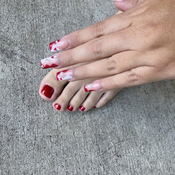 Kitchen Nail Bar - Coleman - Valentine's Day nails and toes - Nail Salons Near Me - San Jose, California