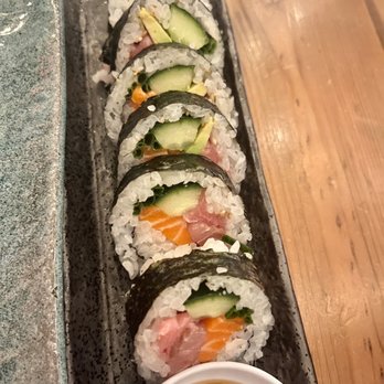 Jinsei Motto - Futo Maki - Sushi Bars Near Me - Chicago, Illinois