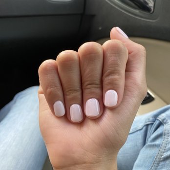 Neo Nails Brickell - This is the dip on my right hand. I don't remember the color sadly, but it's a white with pink undertone. - Nail Salons Near Me - Miami, Florida