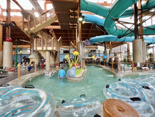 Zehnder's Splash Village by null