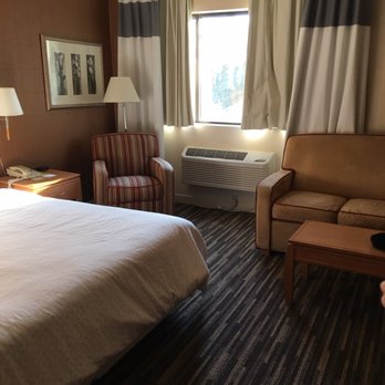 Four Points by Sheraton Melville Long Island - The room - Hotels Near Me - Plainview, New York Four Points by Sheraton Melville Long Island - The room - Hotels Near Me - Plainview, New York
