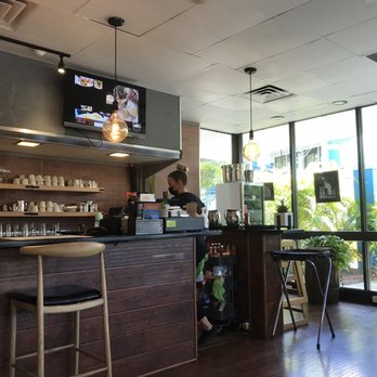 Sunnyside Cafe - Seating - Breakfast & Brunch Near Me - Sarasota, Florida